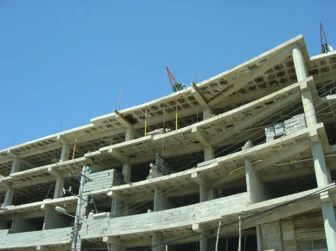 Elevadores de Pluma en edificio