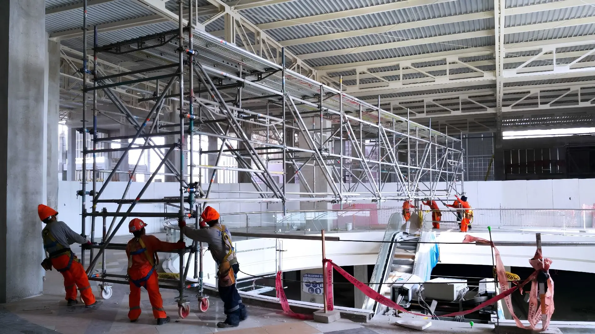 Equipo de elevación para construcción